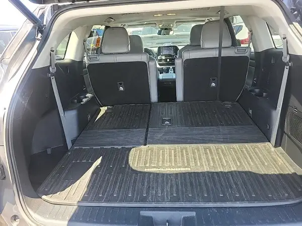 5TDGARAH4NS511719 2022 TOYOTA HIGHLANDER - Image 2
