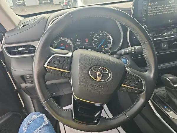 5TDGARAH6MS007963 2021 TOYOTA HIGHLANDER - Image 2