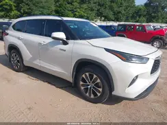 5TDGARAH6MS506875 2021 TOYOTA HIGHLANDER