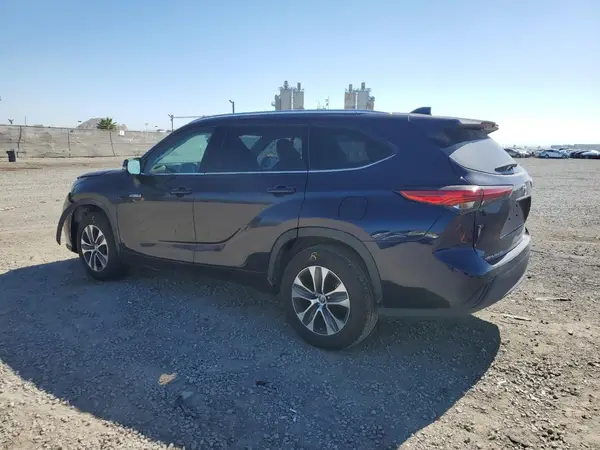 5TDGARAH6MS508495 2021 TOYOTA HIGHLANDER - Image 2