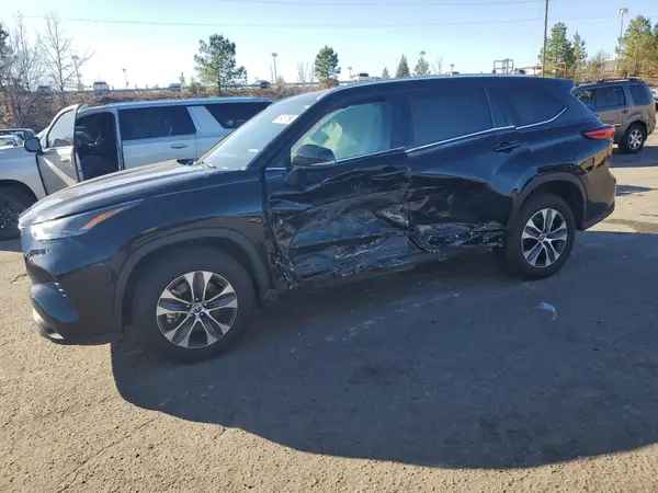 5TDGARAH7NS514663 2022 TOYOTA HIGHLANDER - Image 1