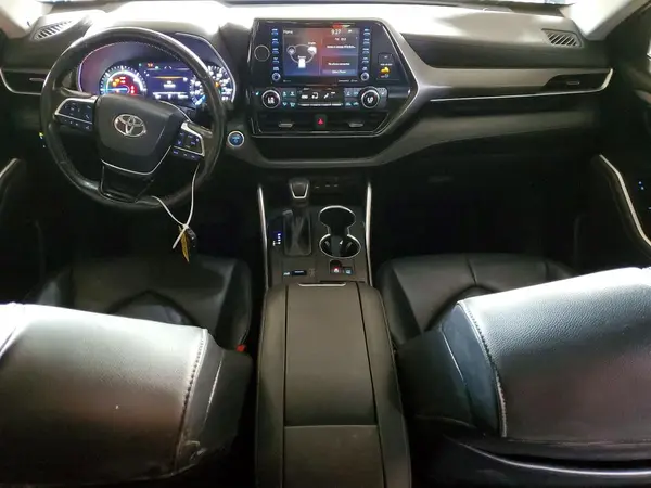 5TDGARAH8MS006717 2021 TOYOTA HIGHLANDER - Image 8