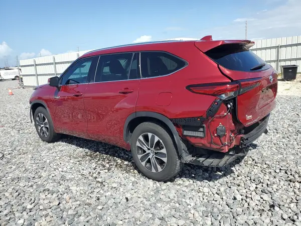 5TDGARAH8MS503556 2021 TOYOTA HIGHLANDER - Image 2