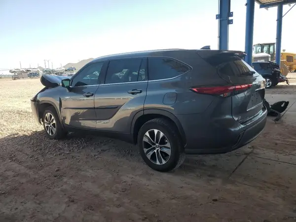 5TDGARAH8MS509342 2021 TOYOTA HIGHLANDER - Image 2