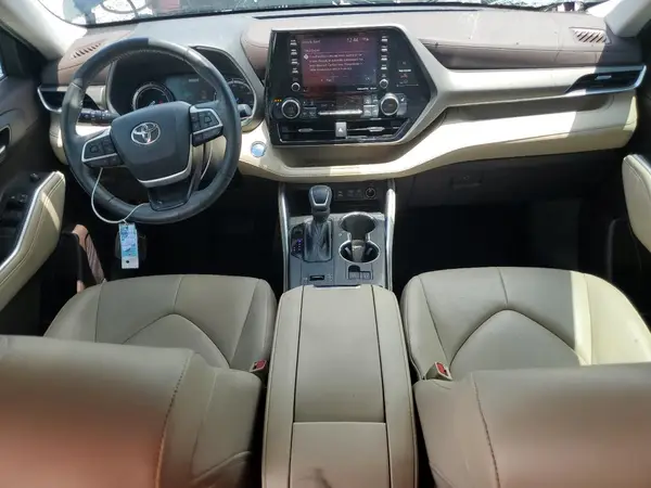 5TDGARAH8NS013636 2022 TOYOTA HIGHLANDER - Image 8