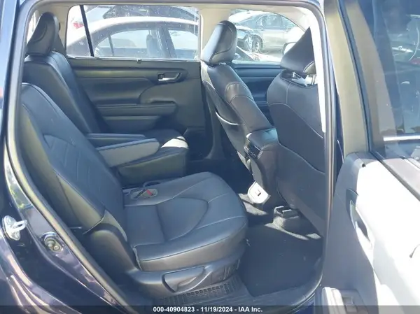 5TDGARAH9LS502835 2020 TOYOTA HIGHLANDER - Image 8