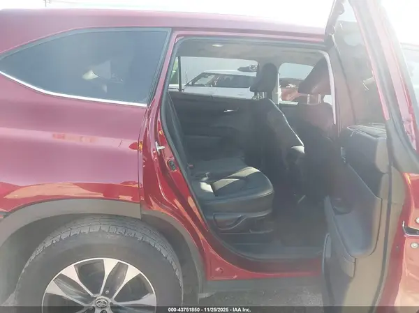 5TDGARAH9MS008508 2021 TOYOTA HIGHLANDER - Image 8