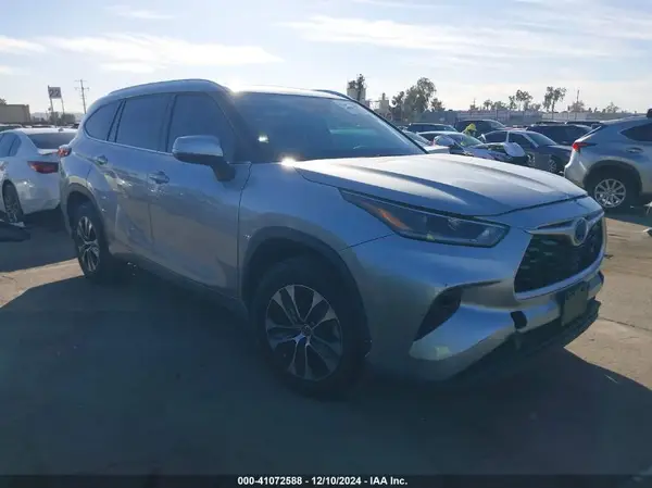 5TDGARAH9MS009089 2021 TOYOTA HIGHLANDER - Image 1