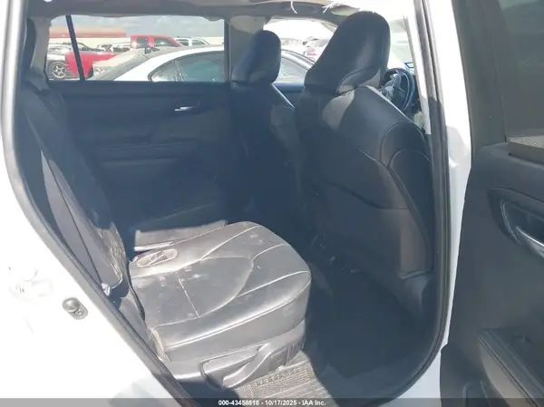 5TDGARAH9MS009688 2021 TOYOTA HIGHLANDER - Image 8