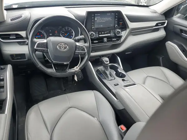5TDGARAH9MS012316 2021 TOYOTA HIGHLANDER - Image 8