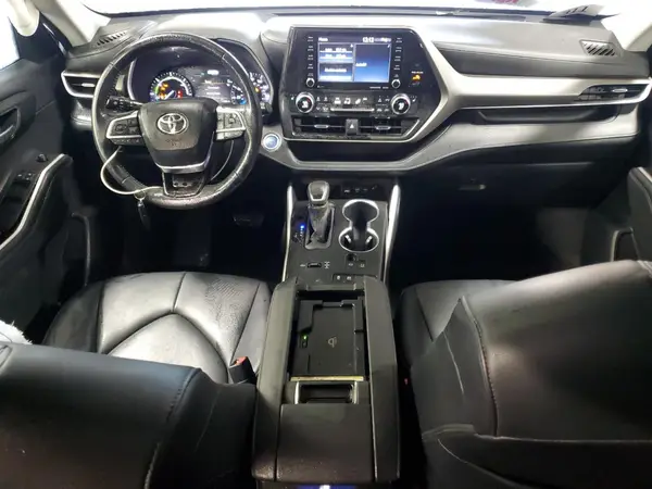 5TDGARAHXLS002263 2020 TOYOTA HIGHLANDER - Image 8