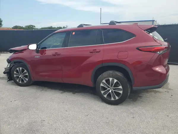 5TDGARAHXLS501497 2020 TOYOTA HIGHLANDER - Image 2