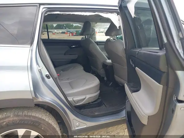 5TDGARAHXMS009229 2021 TOYOTA HIGHLANDER - Image 8