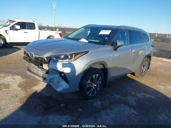 5TDGARAHXMS011062 2021 TOYOTA HIGHLANDER - Image 2