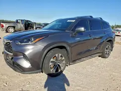 5TDGARAHXMS011692 2021 TOYOTA HIGHLANDER