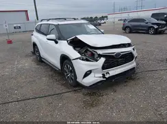 5TDGARAHXNS514365 2022 TOYOTA HIGHLANDER