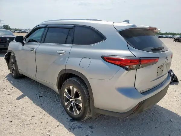 5TDGBRCH0LS506623 2020 TOYOTA HIGHLANDER - Image 2