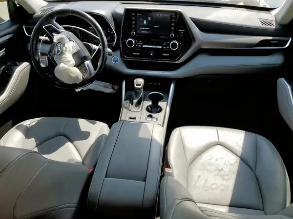 5TDGBRCH0LS506623 2020 TOYOTA HIGHLANDER - Image 8
