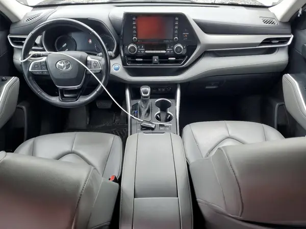 5TDGBRCH0LS509795 2020 TOYOTA HIGHLANDER - Image 8