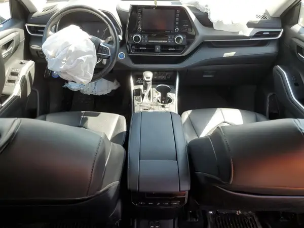 5TDGBRCH0MS530163 2021 TOYOTA HIGHLANDER - Image 8