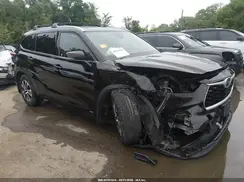 5TDGBRCH0NS075848 2022 TOYOTA HIGHLANDER