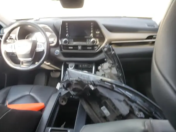5TDGBRCH0NS544128 2022 TOYOTA HIGHLANDER - Image 8