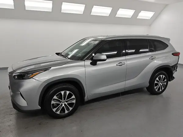 5TDGBRCH0NS559132 2022 TOYOTA HIGHLANDER - Image 1
