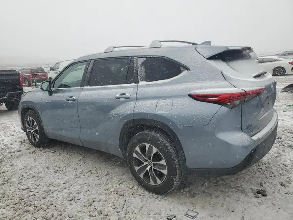 5TDGBRCH1LS011380 2020 TOYOTA HIGHLANDER - Image 2