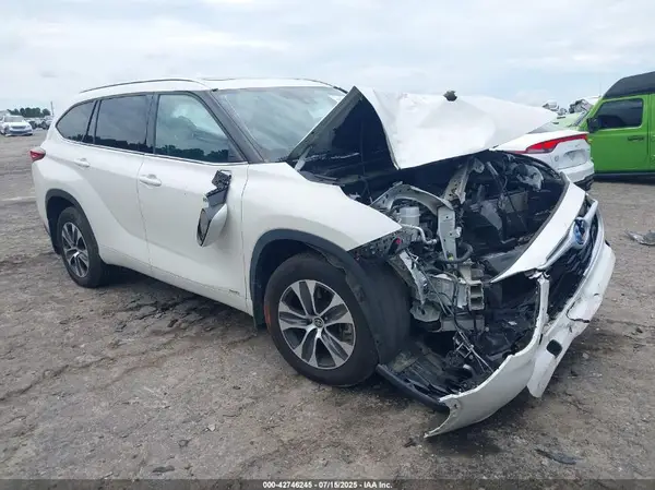 5TDGBRCH1LS511460 2020 TOYOTA HIGHLANDER - Image 1