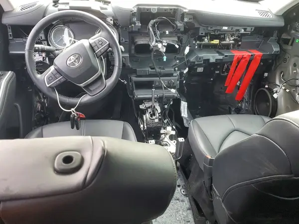 5TDGBRCH1NS550651 2022 TOYOTA HIGHLANDER - Image 8
