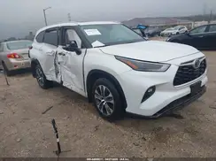 5TDGBRCH1NS556157 2022 TOYOTA HIGHLANDER