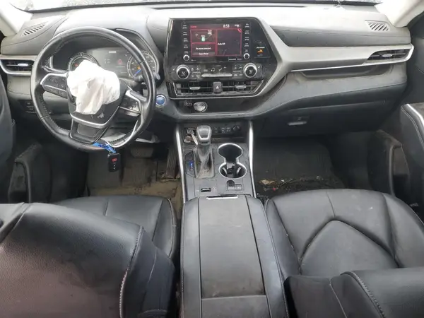 5TDGBRCH1NS561648 2022 TOYOTA HIGHLANDER - Image 8