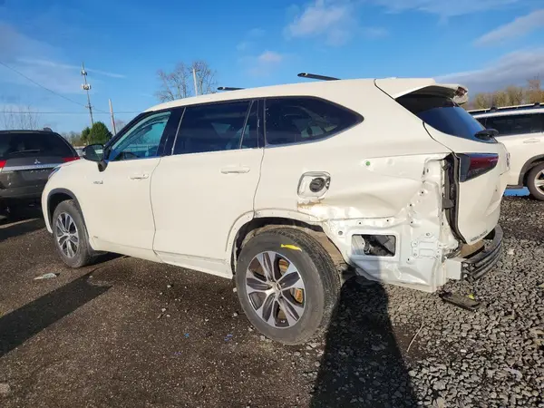 5TDGBRCH2LS508549 2020 TOYOTA HIGHLANDER - Image 2