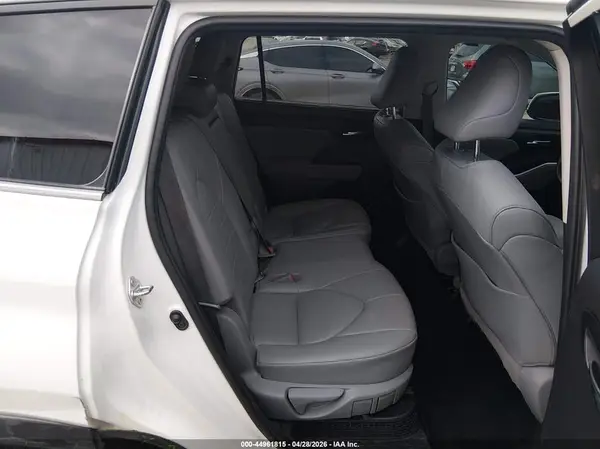 5TDGBRCH2LS509295 2020 TOYOTA HIGHLANDER - Image 8