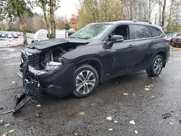 5TDGBRCH2MS024897 2021 TOYOTA HIGHLANDER - Image 1