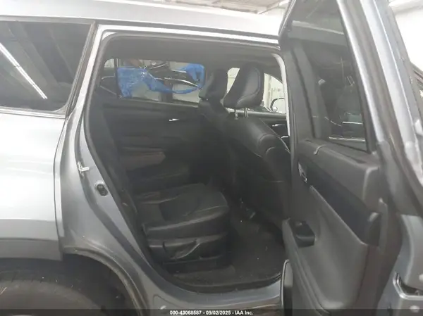 5TDGBRCH2MS027508 2021 TOYOTA HIGHLANDER - Image 8