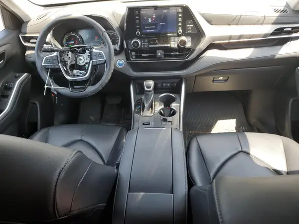 5TDGBRCH2MS045880 2021 TOYOTA HIGHLANDER - Image 8