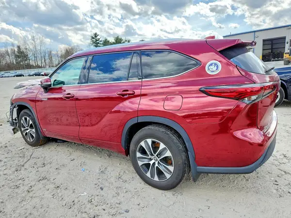 5TDGBRCH2MS514305 2021 TOYOTA HIGHLANDER - Image 2