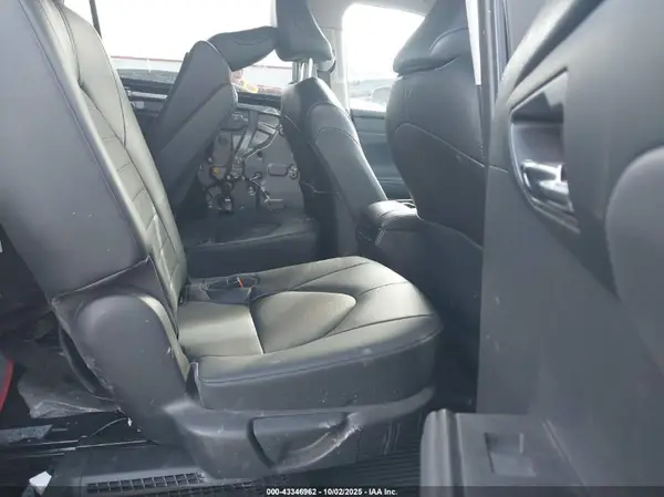 5TDGBRCH2NS095972 2022 TOYOTA HIGHLANDER - Image 8