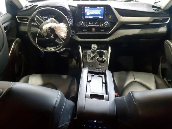 5TDGBRCH2NS543577 2022 TOYOTA HIGHLANDER - Image 8