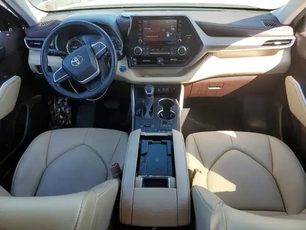 5TDGBRCH2NS552313 2022 TOYOTA HIGHLANDER - Image 8