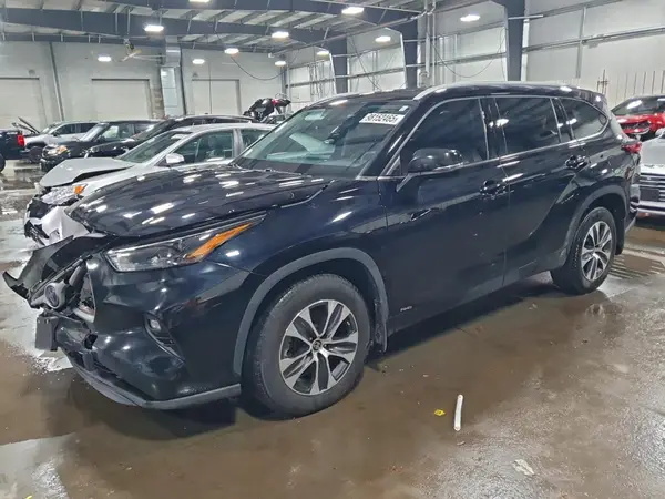 5TDGBRCH2NS556295 2022 TOYOTA HIGHLANDER - Image 1