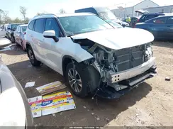 5TDGBRCH2NS557690 2022 TOYOTA HIGHLANDER