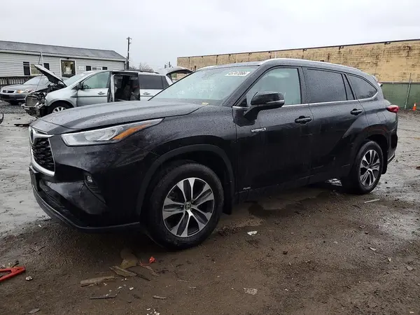 5TDGBRCH3LS000218 2020 TOYOTA HIGHLANDER - Image 1