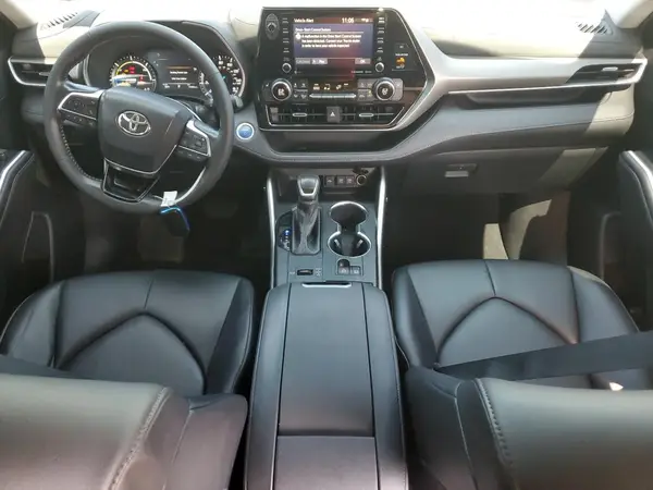 5TDGBRCH3LS509743 2020 TOYOTA HIGHLANDER - Image 8