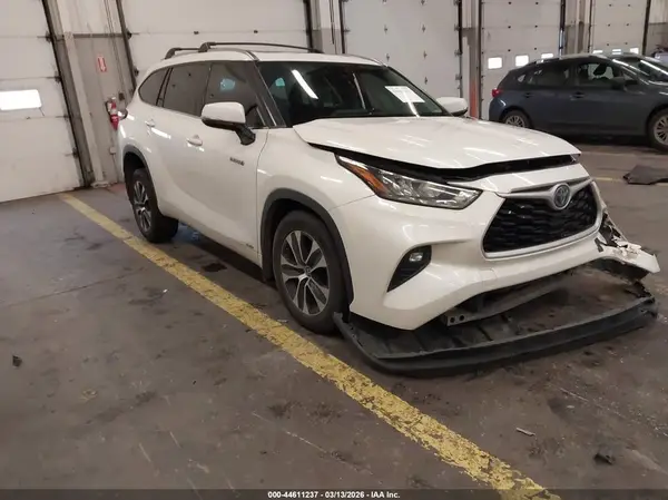 5TDGBRCH3LS509905 2020 TOYOTA HIGHLANDER - Image 1