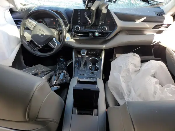 5TDGBRCH3MS025816 2021 TOYOTA HIGHLANDER - Image 8