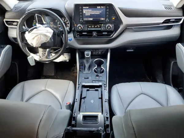 5TDGBRCH3MS065944 2021 TOYOTA HIGHLANDER - Image 8