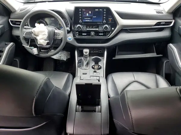 5TDGBRCH3MS519139 2021 TOYOTA HIGHLANDER - Image 8