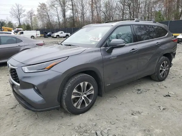 5TDGBRCH3MS530576 2021 TOYOTA HIGHLANDER - Image 1